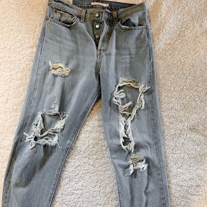 Levi wedgie jeans size 27